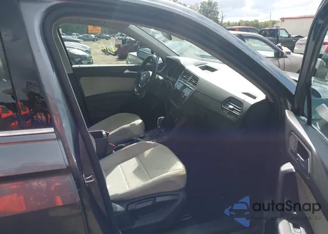 2019 Volkswagen Tiguan 2.0T Se/2.0T Sel/2.0T Sel R-Line/2.0T Sel R-Line Black from USA, damaged, VIN 3VV2B7AX7KM027222